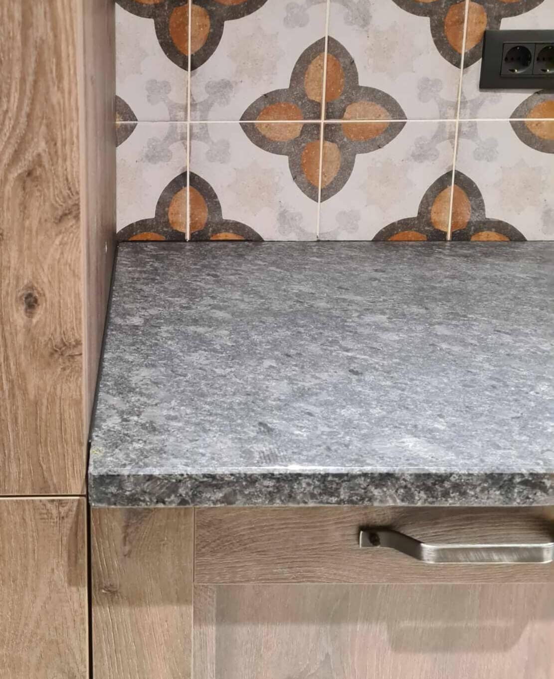 kitchen Still Gray, brushed