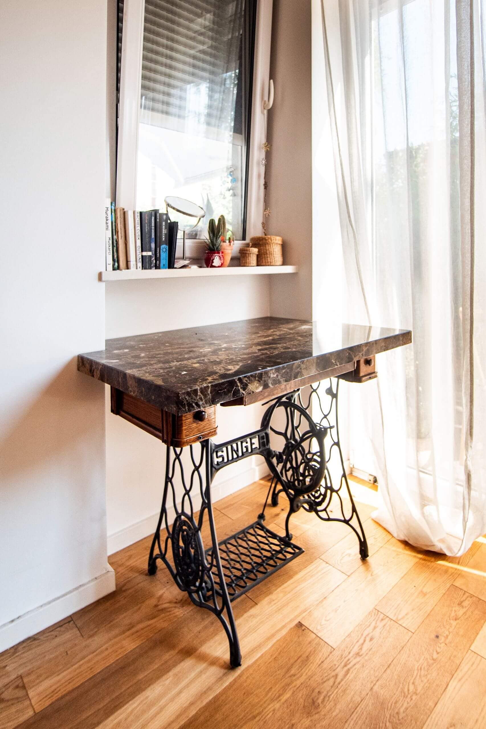 Stone Table Emperador, Polished