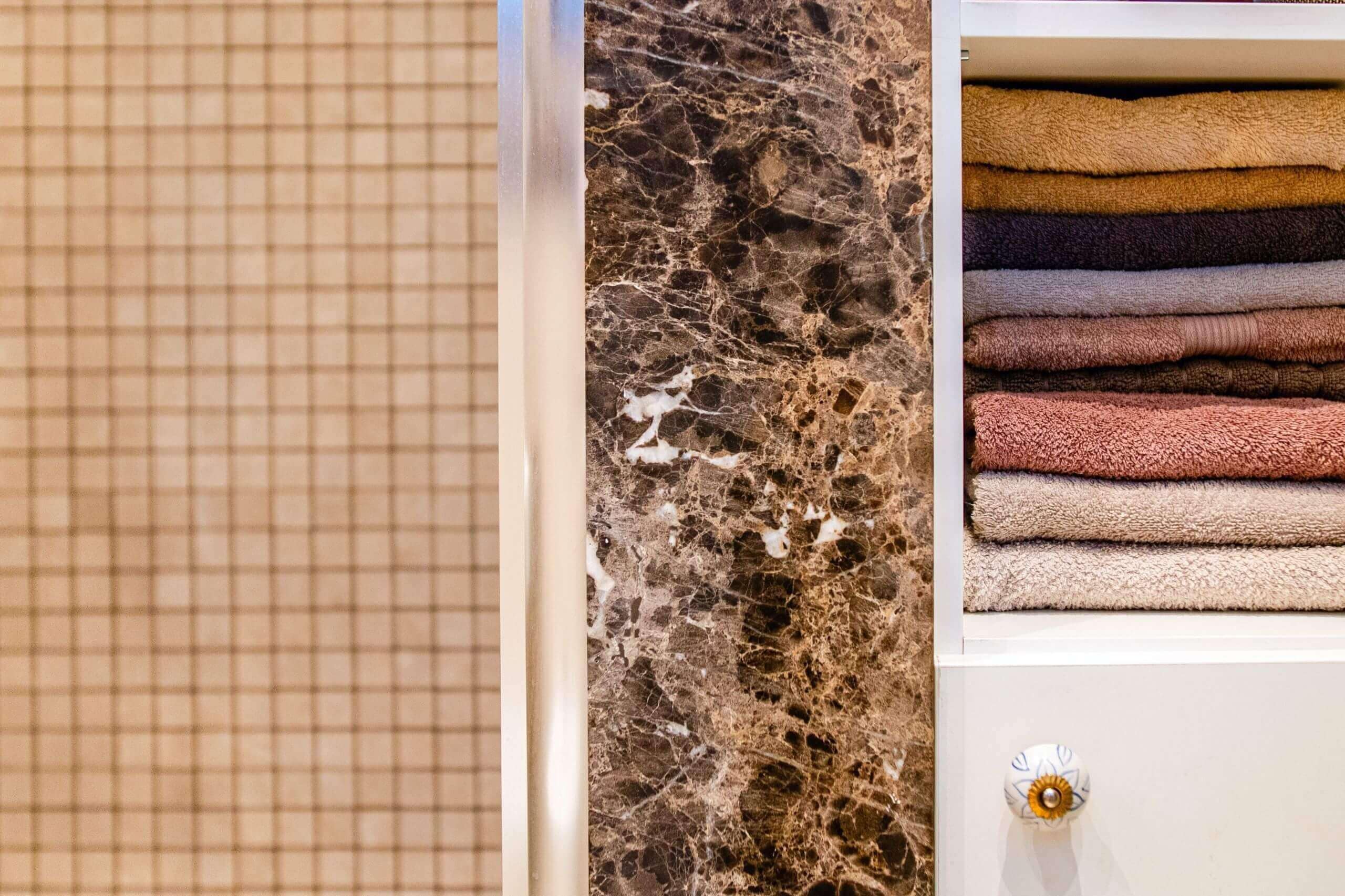 bathroom Emperador, polished